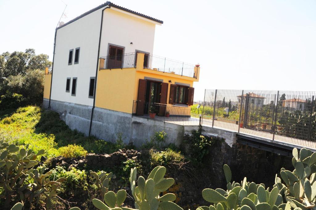 La Circumetnea Home Катания Экстерьер фото